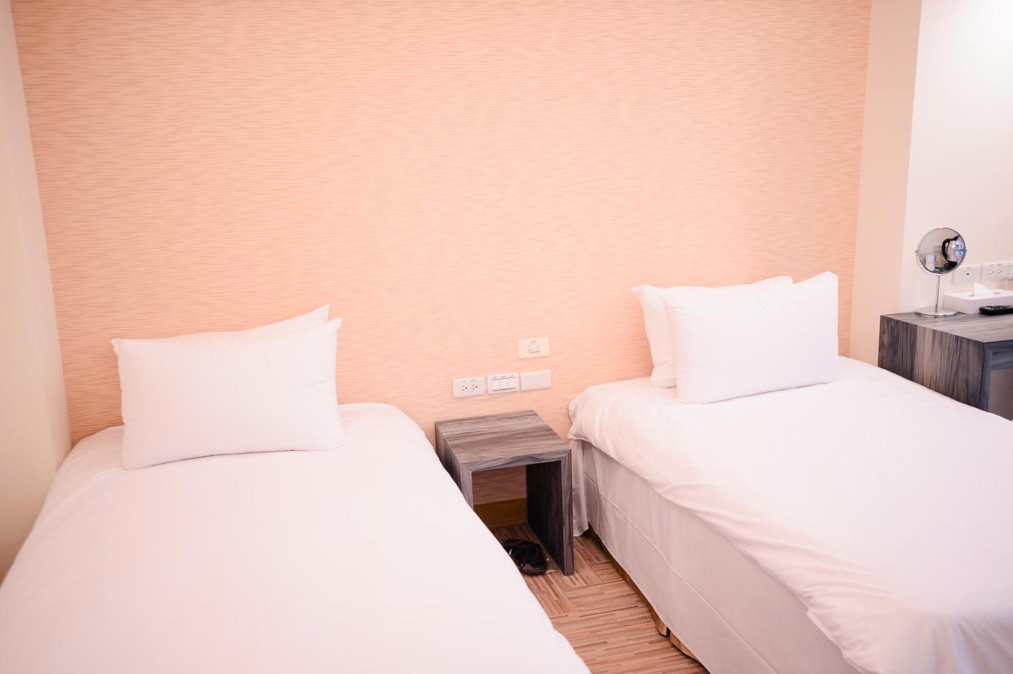 Kiwi Express Hotel - Chenggong Rd Ταϊχούνγκ Εξωτερικό φωτογραφία