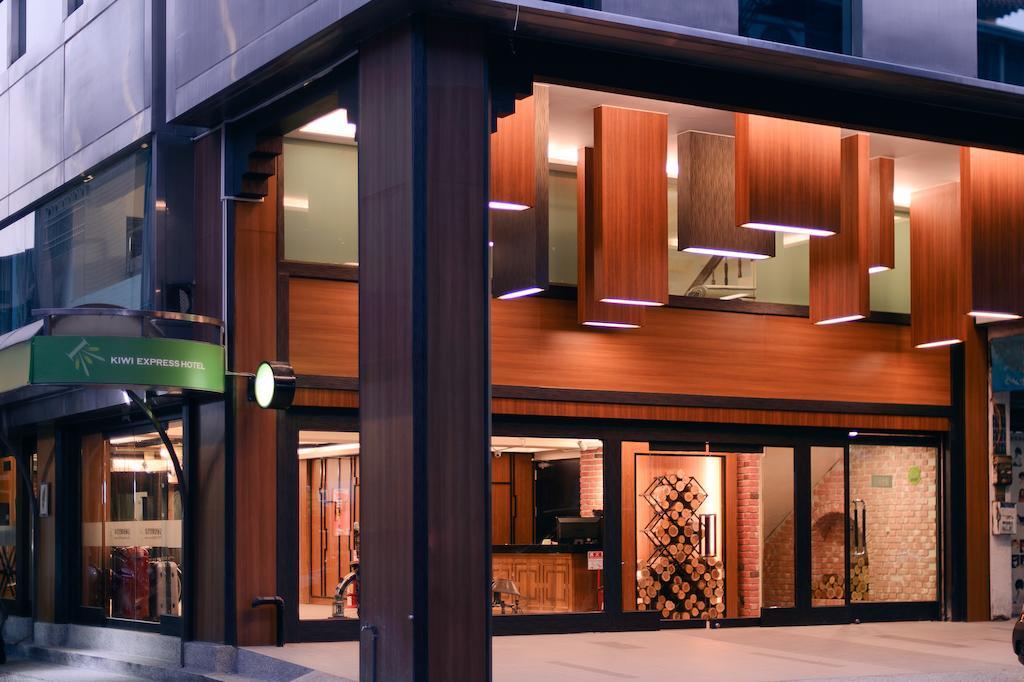Kiwi Express Hotel - Chenggong Rd Ταϊχούνγκ Εξωτερικό φωτογραφία
